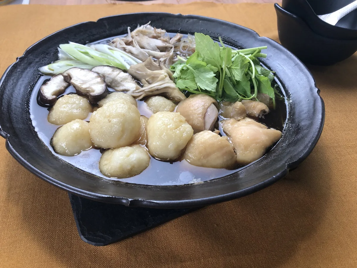 だまこ鍋(だまこなべ)