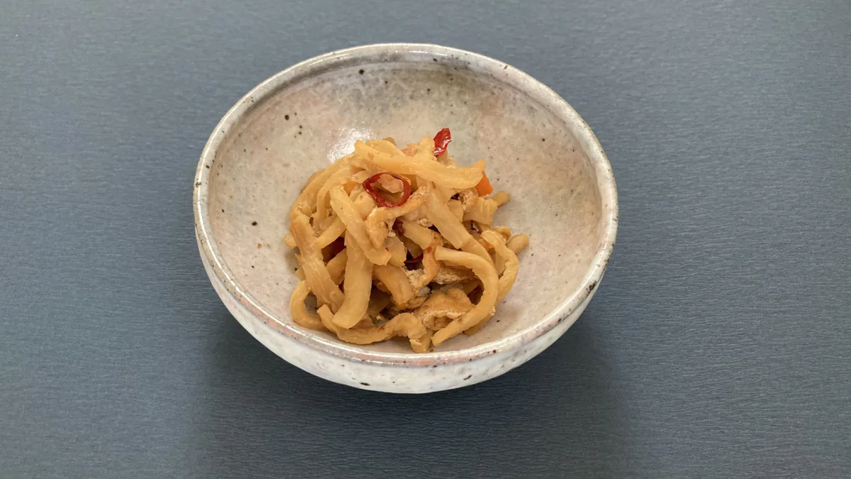 切干し大根の煮物(きりぼしだいこんのにもの)