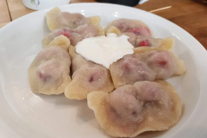 Cherry varenyky